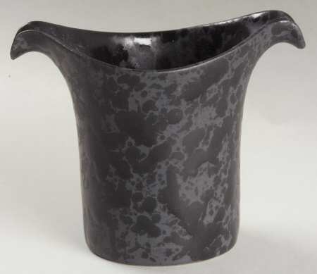 Agate Black Slate Creamer