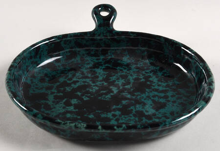 Agate Black and Green Brie Handled Serving Plate