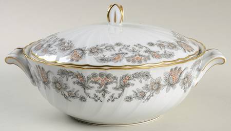 Alencon Round Covered Vegetable