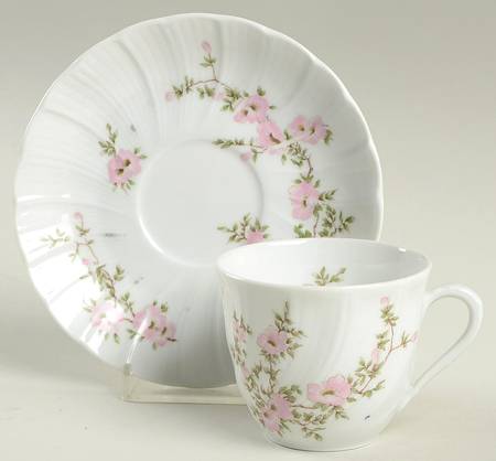 Amandine Flat Demitasse Cup & Saucer Set
