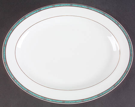 Antinea Vert 13" Oval Serving Platter by Bernardaud
