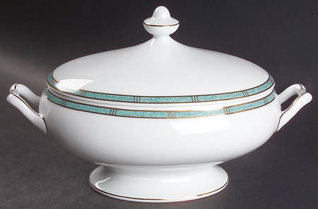 Antinea Vert Oval Covered Vegetable