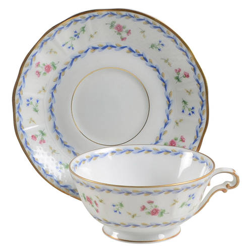 Artois Bleu Footed Cup & Saucer Set