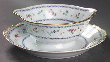 Artois Bleu Gravy Boat with Attached Underplate