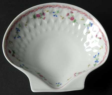 Artois Rose Shell Shaped Dish
