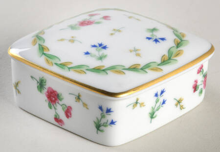 Artois Vert (Versailles Shape) Square Box & Lid