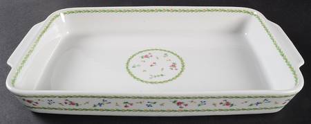Artois Vert (Versailles Shape) 15" Rectangular Baker