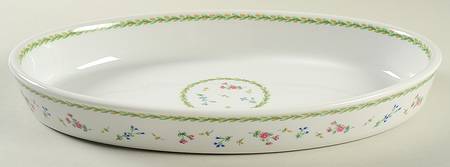 Artois Vert (Versailles Shape) 12'' Oval Baker
