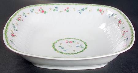 Artois Vert (Versailles Shape) 9" Square Vegetable Bowl