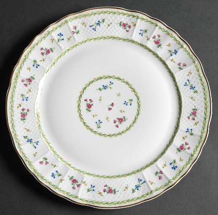 Artois Vert (Versailles Shape) Dinner Plate