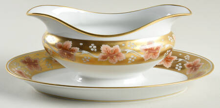 Bacchanale Gravy Boat with Attached Underplate