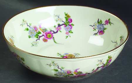 Bengali (Cream, Regence) 9" Salad Serving Bowl