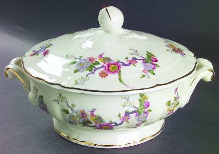 Bengali (Cream, Regence) Round Covered Vegetable