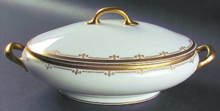 BER10 Oval Covered Vegetable