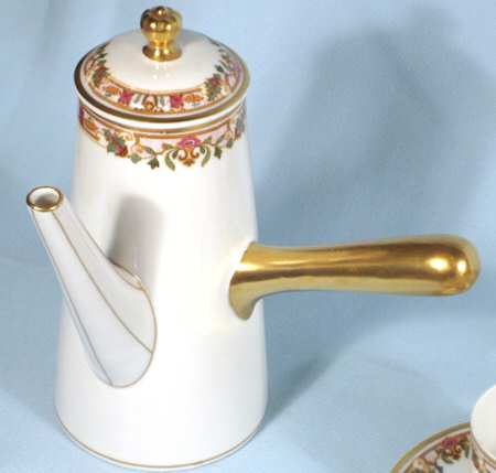 BER104 Coffee Pot & Lid