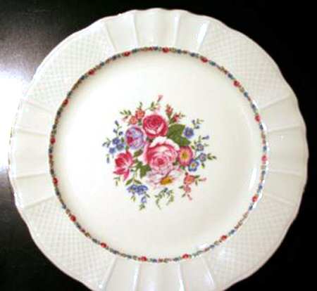 BER125 Dinner Plate