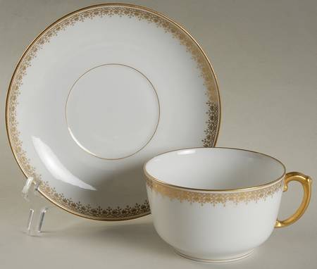 BER48 Flat Cup & Saucer Set