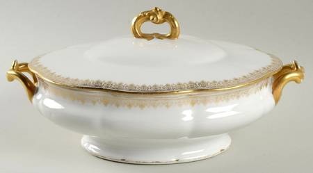 BER139 Oval Covered Vegetable