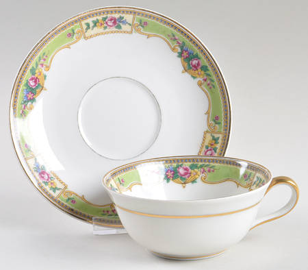 BER24 Flat Cup & Saucer Set