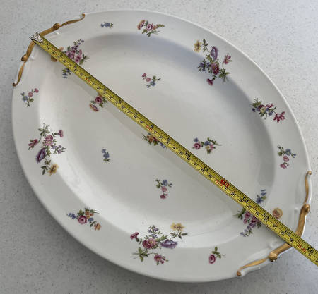 BER3 15" Oval Serving Platter