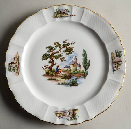 BER4 Luncheon Plate