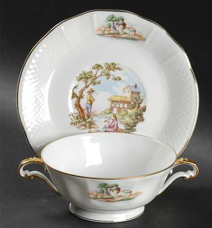 BER4 Footed Cream Soup Bowl & Saucer Set