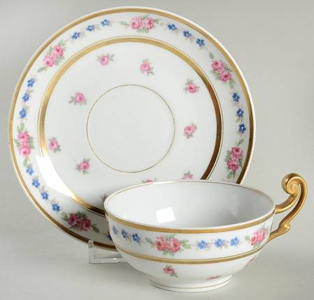 Fontenay, The Flat Cup & Saucer Set
