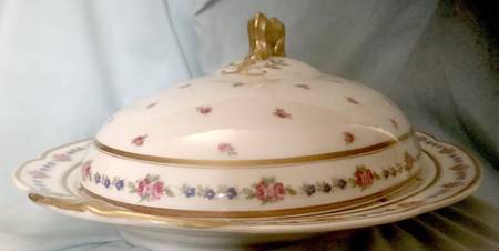 Fontenay, The Oval Covered Vegetable