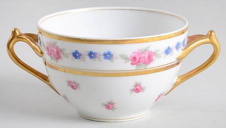 Fontenay, The Flat Bouillon Cup