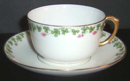 BER44 Footed Cup & Saucer Set