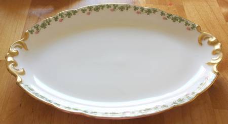 BER44 12" Oval Serving Platter