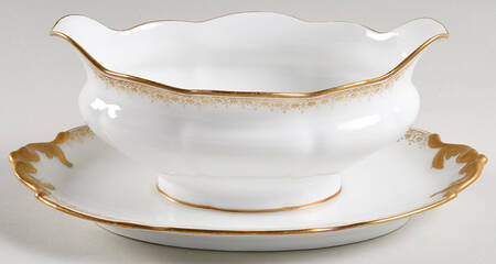 BER48 Gravy Boat with Attached Underplate