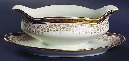 BER6 Gravy Boat with Attached Underplate