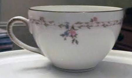 BER74 Flat Cup