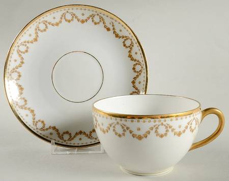 BER81 Flat Cup & Saucer Set