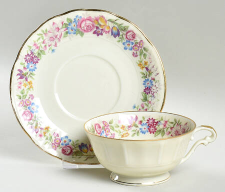 Footed Cup & Saucer Set