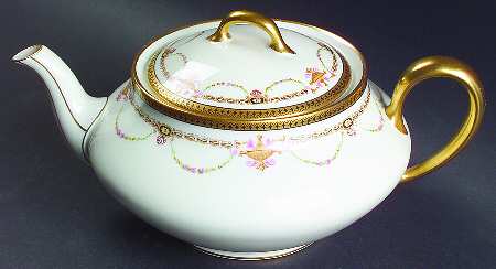BER99 Teapot & Lid