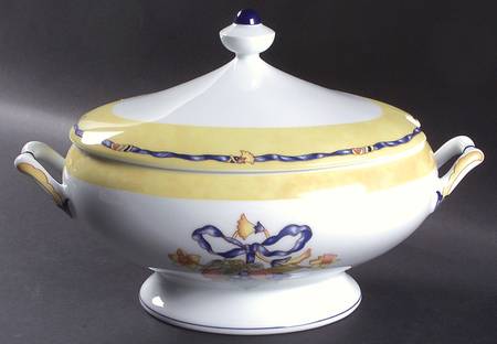 Borghese Tureen &  Lid by Bernardaud
