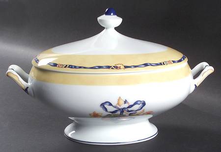 Borghese Oval Covered Vegetable by Bernardaud