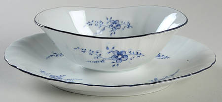 Brindilles Gravy Boat with Attached Underplate by Bernardaud