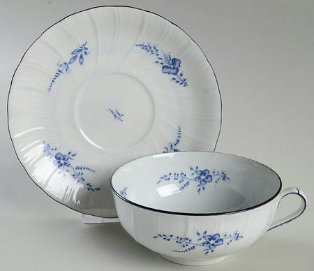 Brindilles Breakfast Cup & Saucer Set