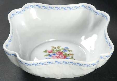 Chateaubriand Blue Large Lobed Bowl