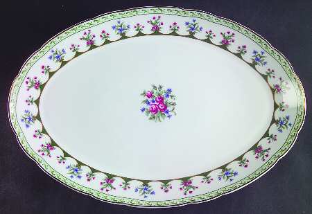 Chateaubriand Green 15" Oval Serving Platter