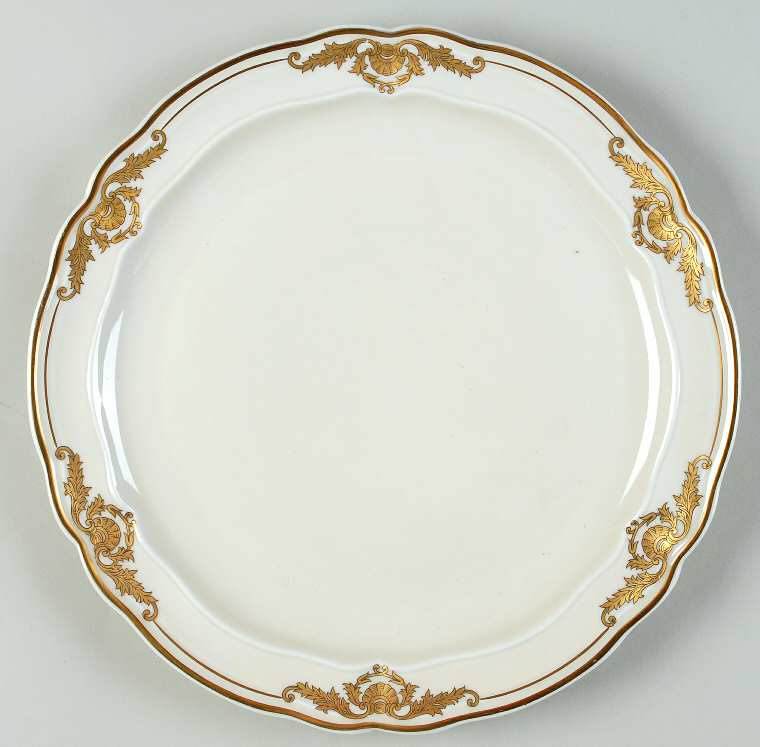 Coquille Luncheon Plate by Bernardaud
