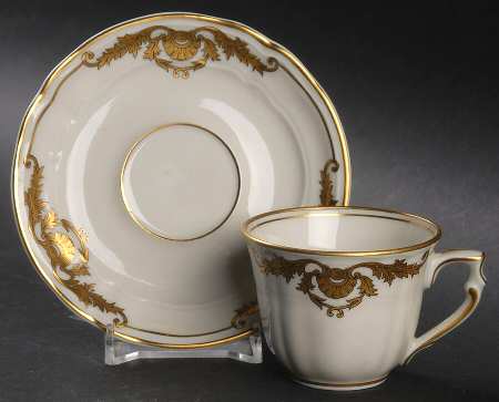 Coquille Flat Demitasse Cup & Saucer Set