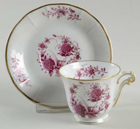 Dalhia Footed Demitasse Cup & Saucer Set