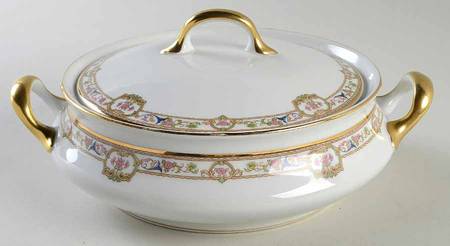 Doreen Round Covered Vegetable