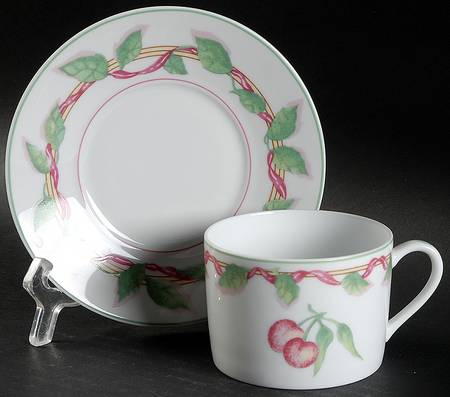 Feuillantine Flat Cup & Saucer Set