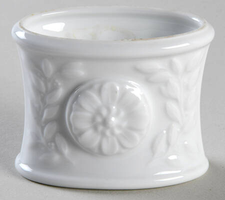 Louvre Napkin Ring