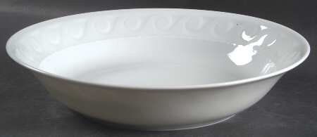 Louvre 9" Round Vegetable Bowl